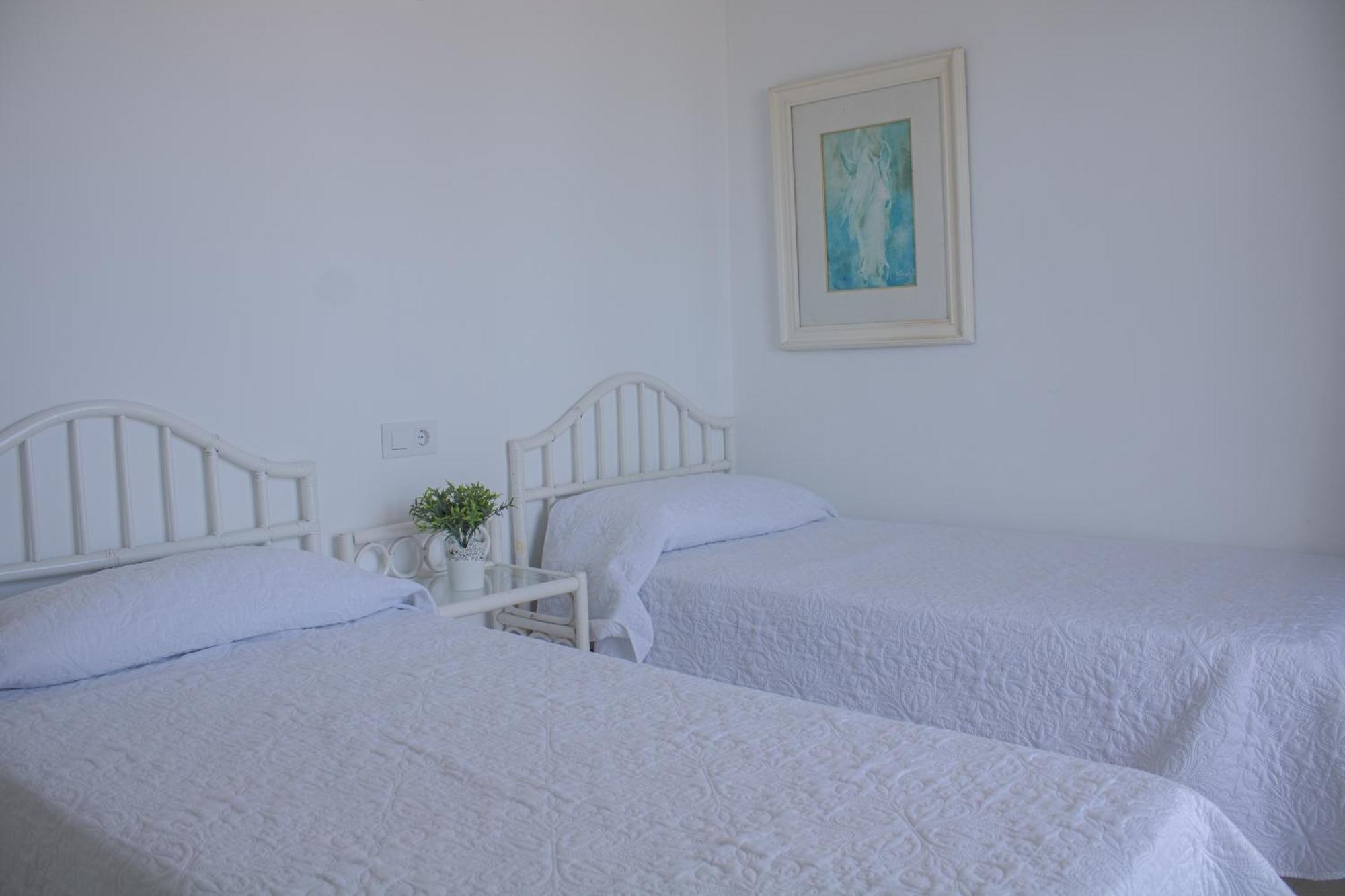 Precioso Apartamento En 1º Linea De La Playa De Gandia Solo Familias Zewnętrze zdjęcie
